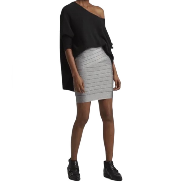 Robe Noire French Connection Taille 8 - Style Cold Shoulder, Bodycon, Manches 3/4, Neuf Avec étiquettes